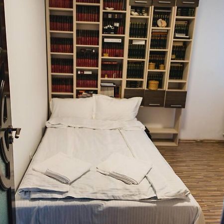 2 Bedroom Apt Park Belvedere Sibiu Eksteriør bilde