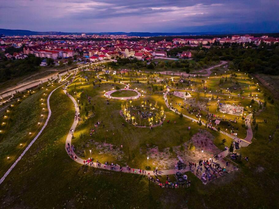 2 Bedroom Apt Park Belvedere Sibiu Eksteriør bilde